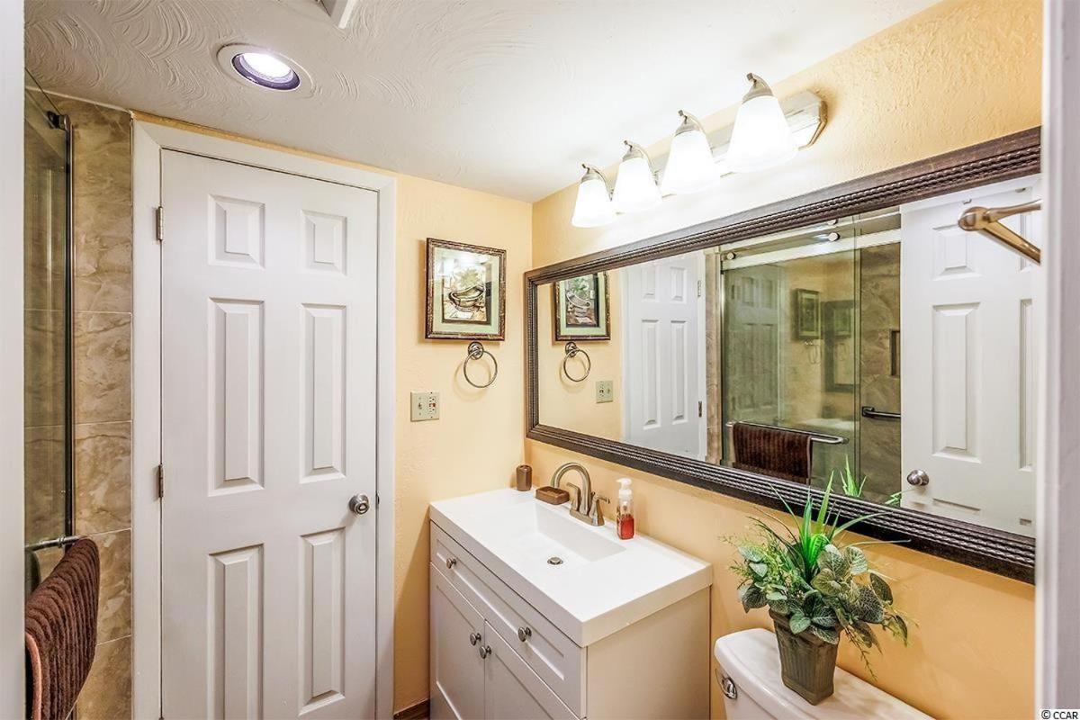 Spacious Ocean View Suite With Beautiful Updates! - Ocean Dunes Tower 2 Unit 6121 - Sleeps 6 Guests! Myrtle Beach Extérieur photo